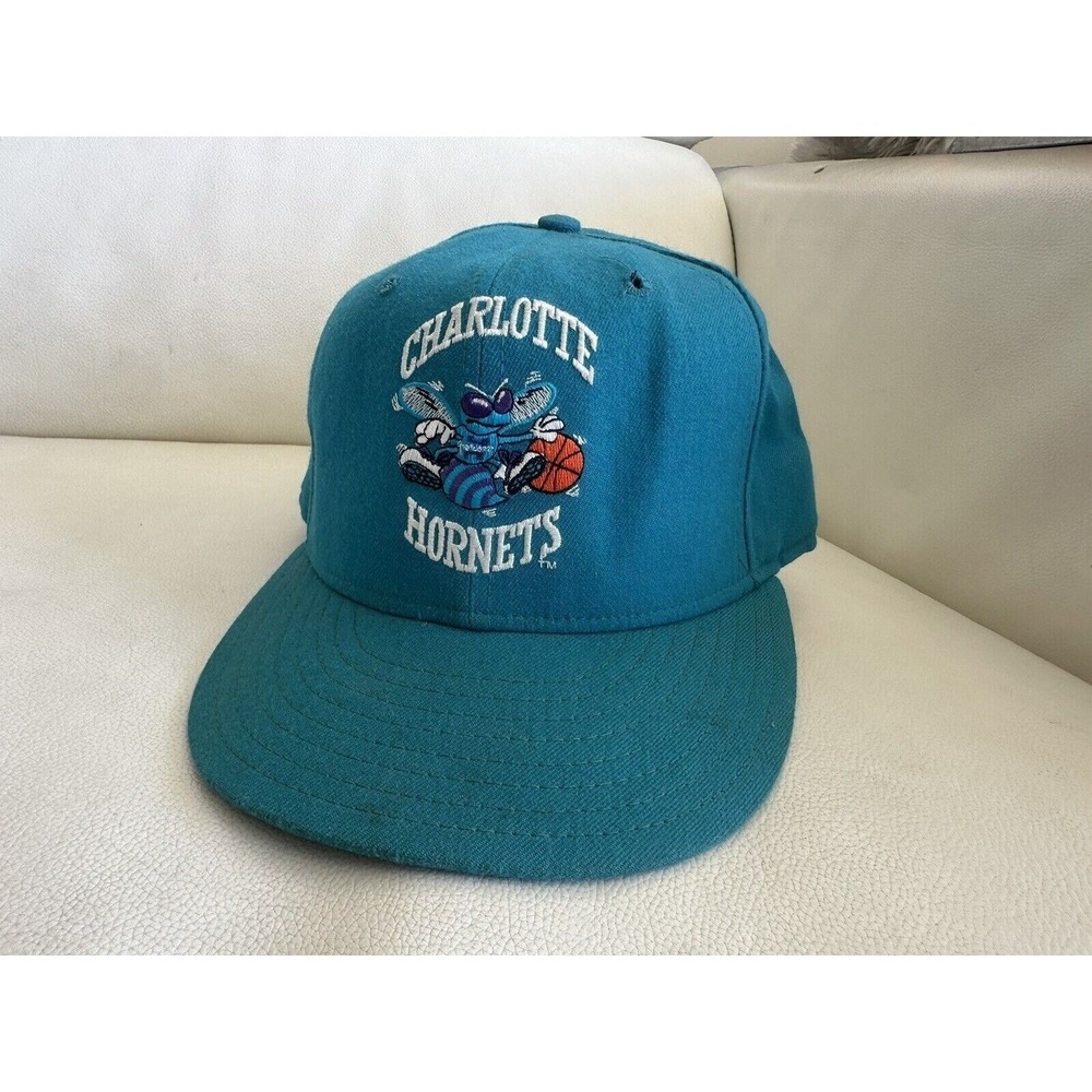 VTG Charlotte Hornets Hat Mens 7 1/4 Teal New Era Wool 5950 Pro Model 90s NBA